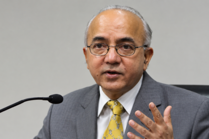 Ex-Delhi Chief Secretary Rakesh Mehta Dies by Suicide at Noida Residence